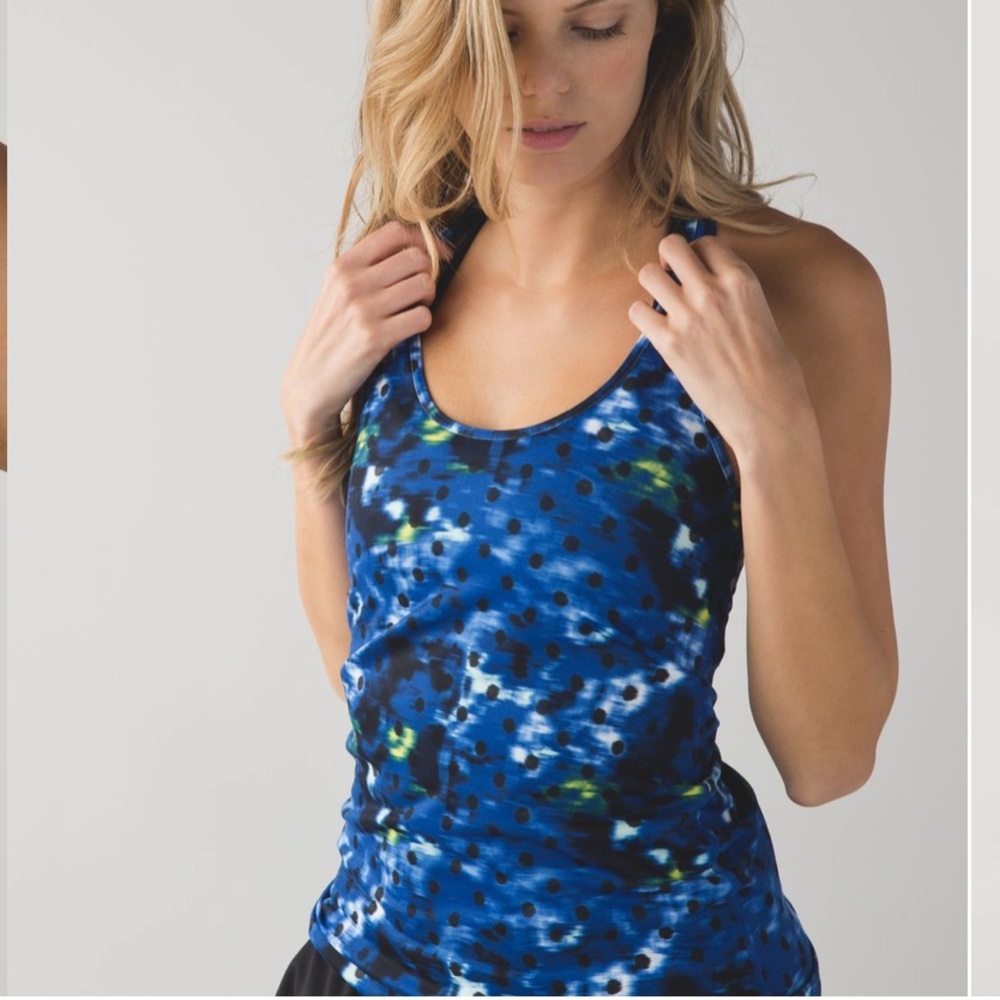 Lululemon Cool Racerback in Windy Blooms Saphire Blue Multi